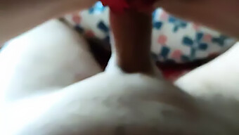 Video Pov Của Một Cô Gái Trẻ Châu Âu Khít Khao