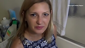 Milf-Ul Sexy Se Răsfăț În Plăcerea Orală Și Primește Creampie