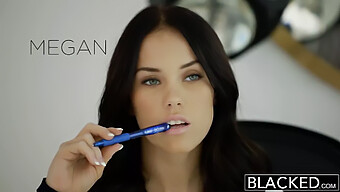 Megan Rains'In Büyük Siyah Yarrağıyla Ilk Karşılaşması, Bölüm 1