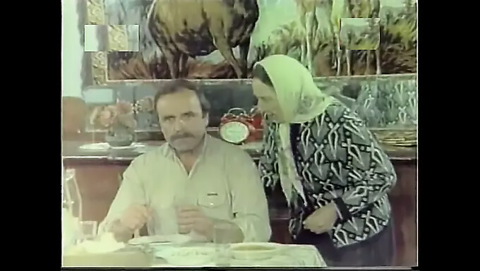 Efsanevi Zazim Kartal'In Yer Aldığı Vintage Eşcinsel Porno