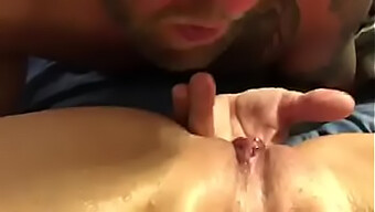 Probando El Coño De Una Chica En Un Video Casero Amateur