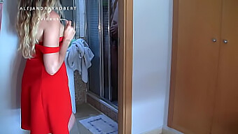 Amatérská Teen Babe Si Užívá Creampie