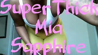 ¡video Casero De Una Chica Negra Y Curvilínea Twerking Y Se Masturba Con Sus Dedos! ¡no Te Pierdas Esta Escena Caliente!