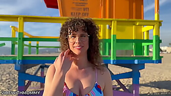 Public Sex With Curvy Jewish Milf And Random Guy At The Beach