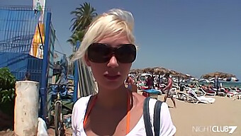 La Blonde Cristal Cherry Cherche Une Soirée Ibiza Sauvage Avec Un Plaisir Pervers